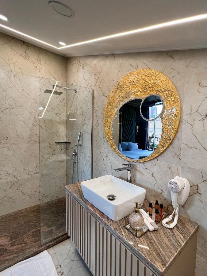 Rose Boutique Hotel Тирана Екстер'єр фото